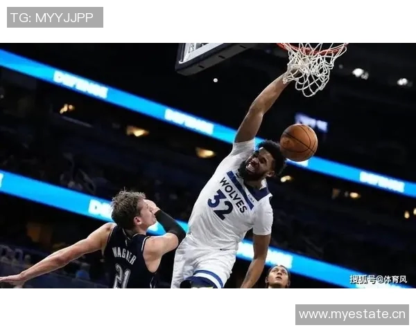 华子分享被唐斯隔扣经历感叹对手身材壮硕高度优势需团队支援