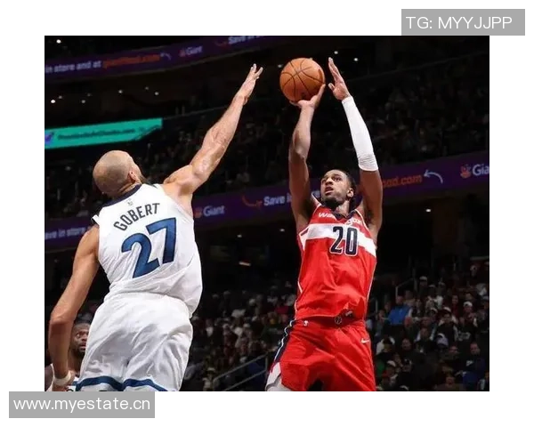 森林狼半场狂胜爵士34分华子与兰德尔仅差一分争夺得分王